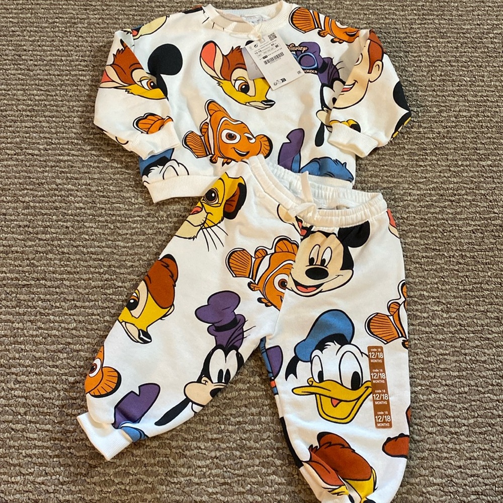 NWT Zara Disney 100 Years of Wonder matching sweatshirt and joggers 12-18 months